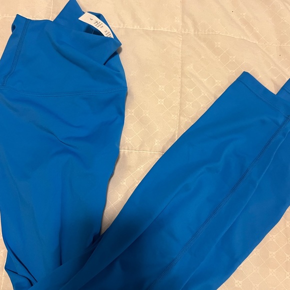 Lulu pants - Picture 2 of 3